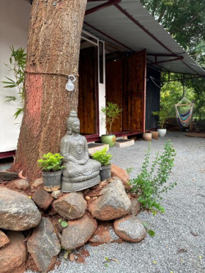 Camaraderie Cafe, Restaurant and Homestay